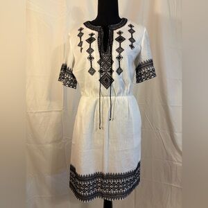 Chic Black and White Embroidered Midi Dress Size XXS